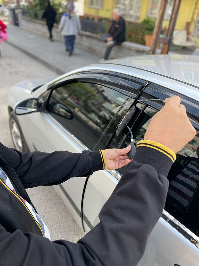 Çavdarhisar Oto Kilitçisi